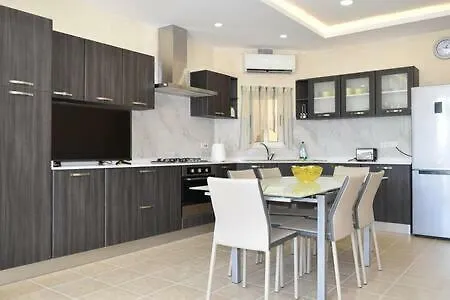 San Frangisk Apartment